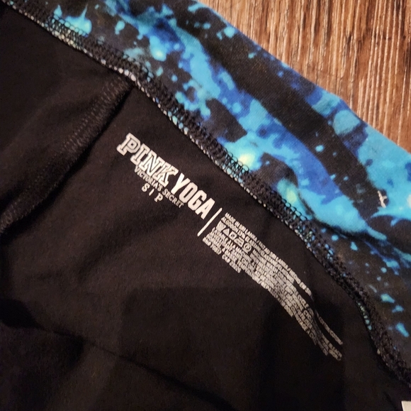 PINK Victoria's Secret Foldover Leggings with Blue Waistband - Picture 3 of 5
